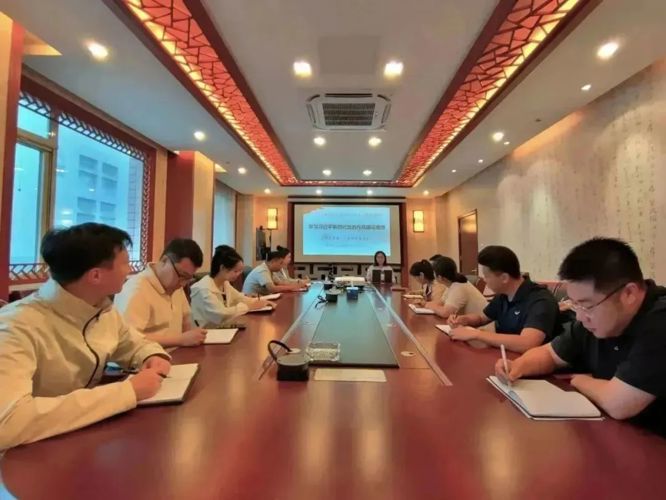 区国资委到我司开展习近平新时代中国特色社会主义思想进企业宣讲活动